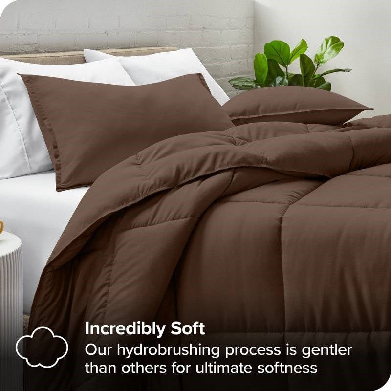 Queen size 3-Piece Down Alternative Microfiber Comforter Set in Chocolate Brown - Image 3