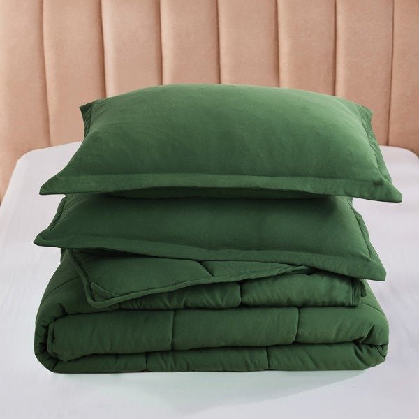 Queen Size Green 3 Piece Microfiber Reversible Comforter Set - Image 5