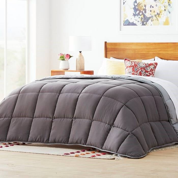King Size All Seasons Plush Light/Dark Grey Reversible Polyester Down Alternative Comforter - Image 2