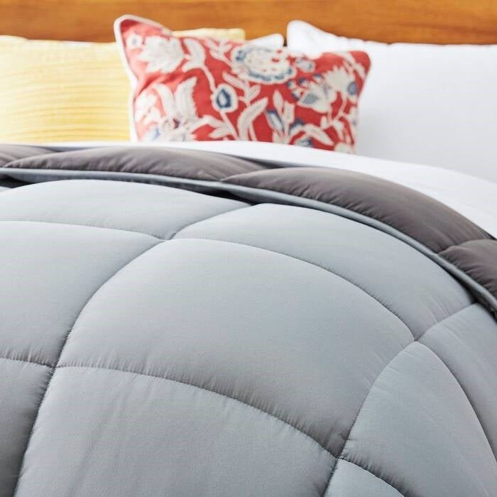 King Size All Seasons Plush Light/Dark Grey Reversible Polyester Down Alternative Comforter - Image 3