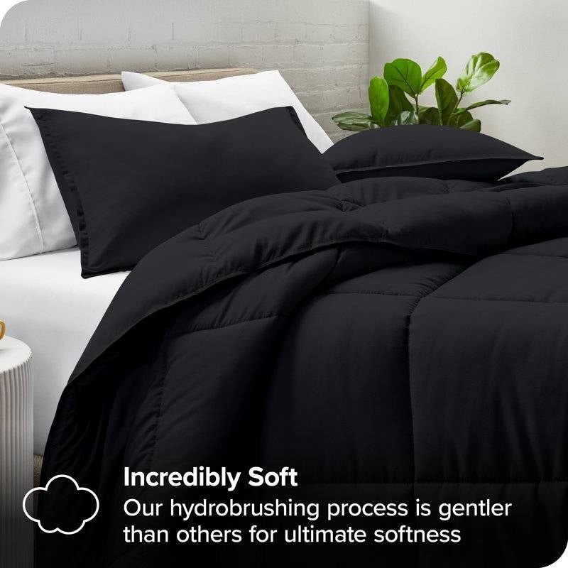 Queen size Luxuriously Soft Down Alternative Comforter Set in Black - Image 5