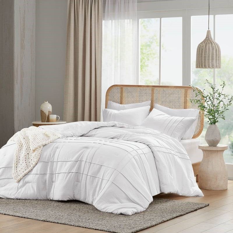 Twin/Twin XL Microfiber Pleated Soft Washed Comforter Set White - Image 2